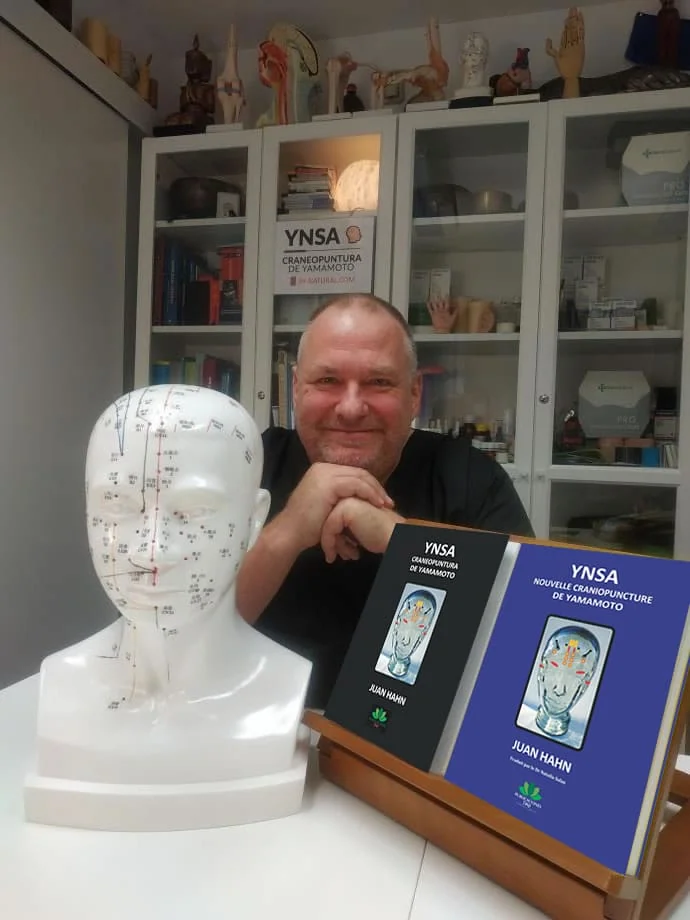 Cours en ligne YNSA - Biographie image